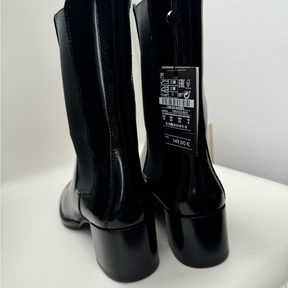 Massimo Dutti boot, 2 inch heels - Picture 2 of 3